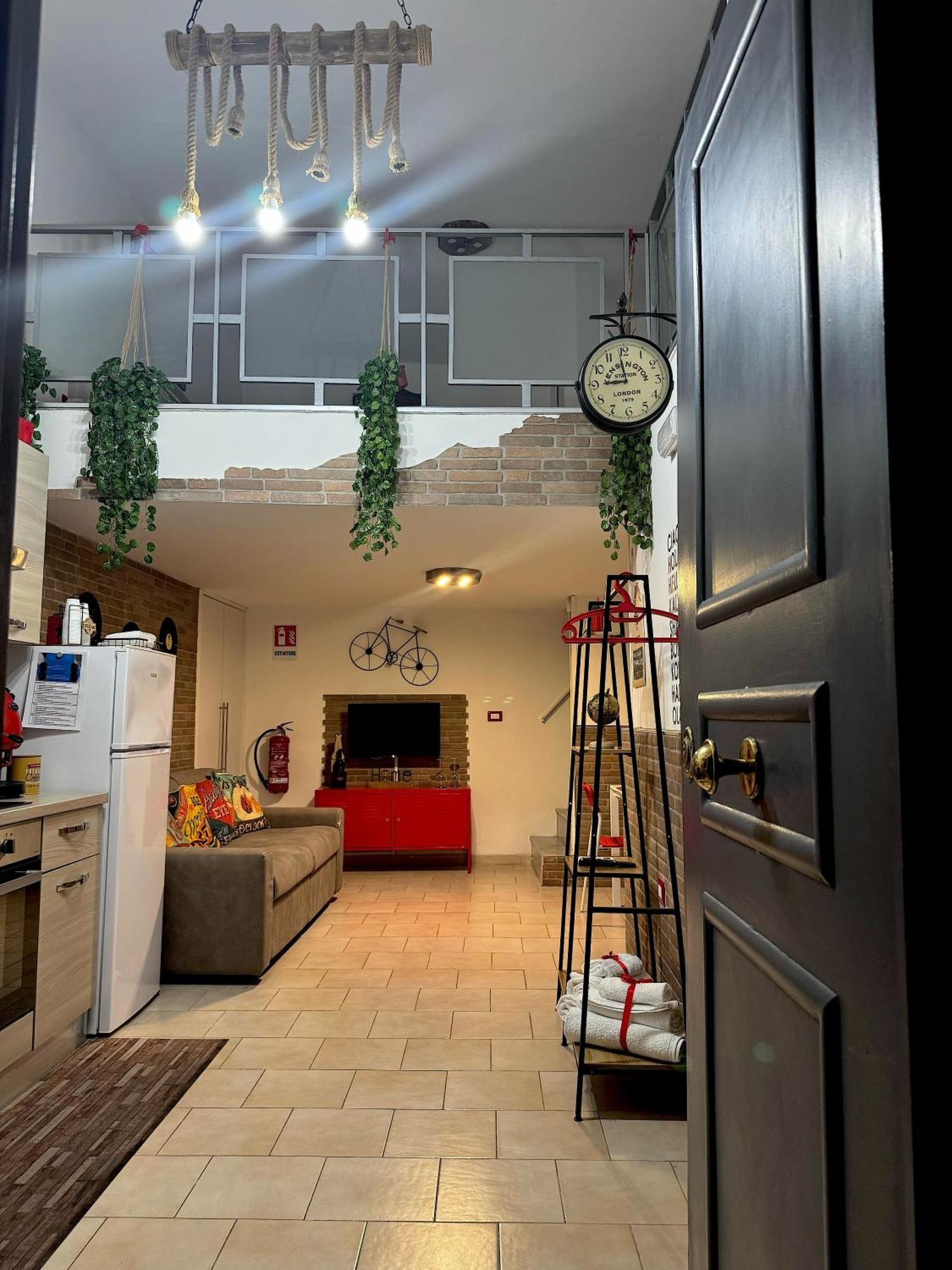 Frizzi & Lazzi House Apartment Naples