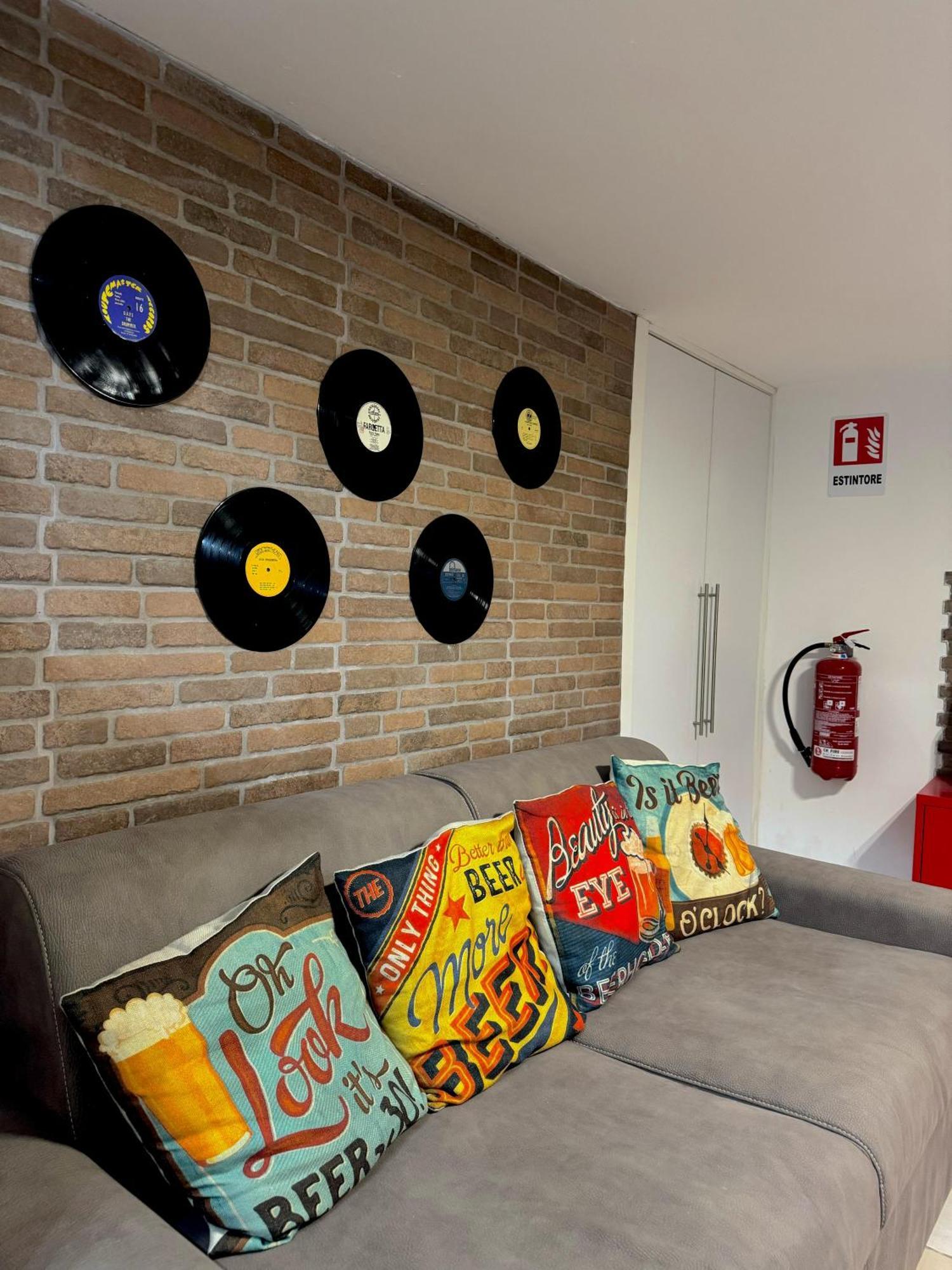 Frizzi & Lazzi House Apartment Naples
